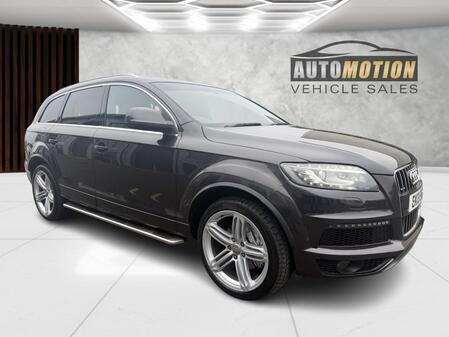 AUDI Q7 3.0 TDI V6 S line Plus